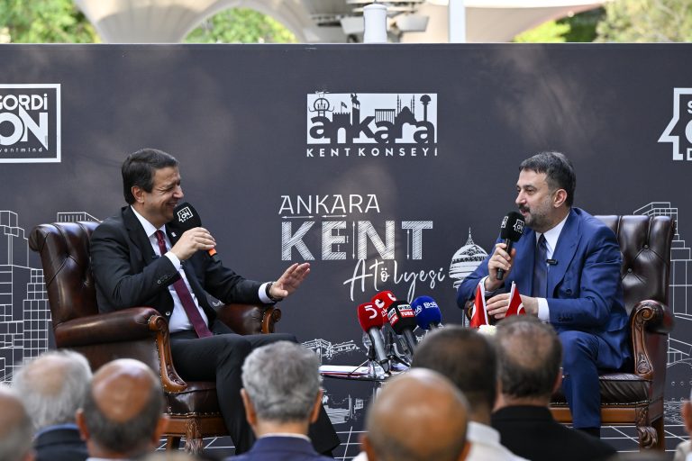 AKK “Sözonda Deneyim Paylaşım Platformu” Söyleşilerinde Saadet Partisi Genel Başkanı Mahmut Arıkan’ı Ağırladı